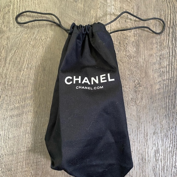 CHANEL Storage Drawstring Dust Bag - Picture 5 of 6